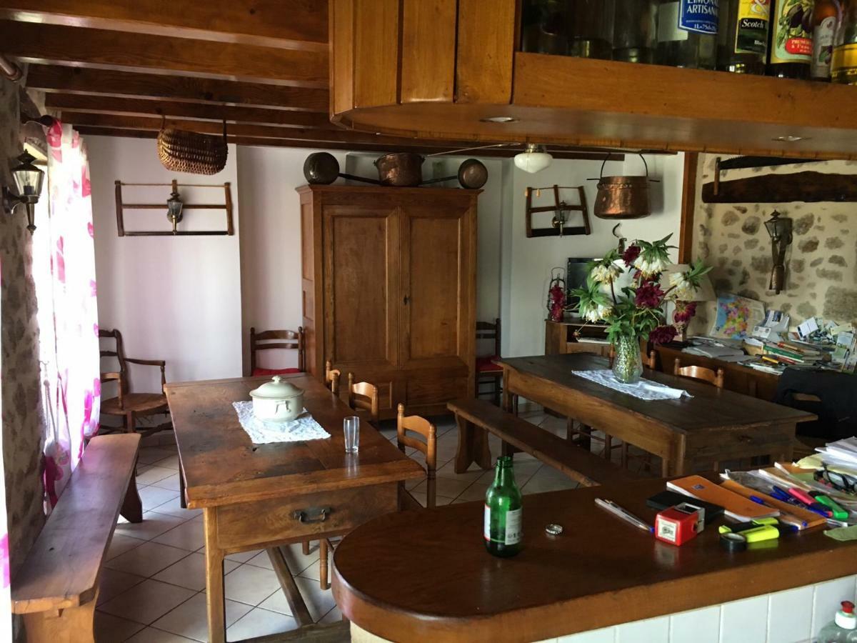 Bed and Breakfast Lo Soulenquo A Fonteilles Sur Le Gr 65 Golinhac Zewnętrze zdjęcie